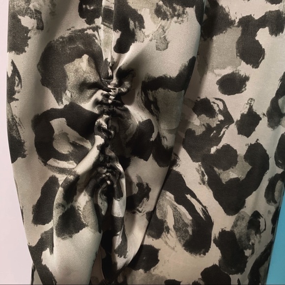 MICHAEL MICHAEL KORS Charmeuse Top - Picture 5 of 7